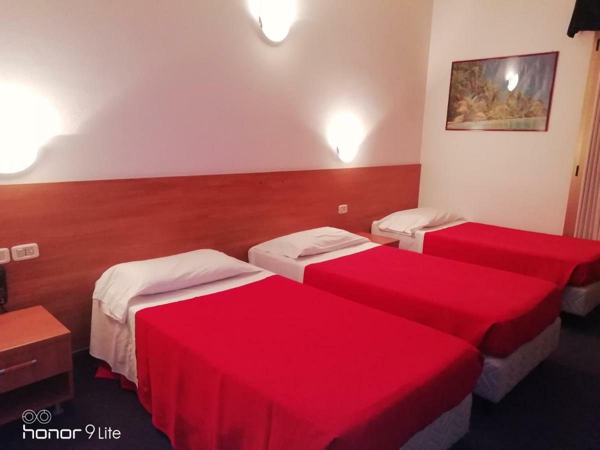 Hotel San Marco Arezzo Bagian luar foto