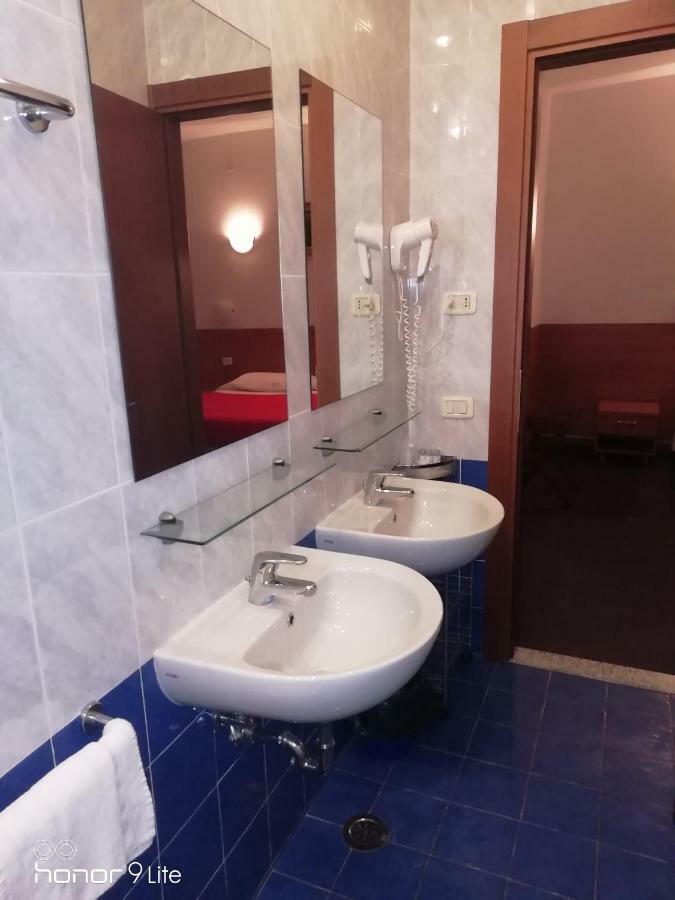 Hotel San Marco Arezzo Bagian luar foto
